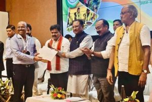 आकांक्षी जिला एवं विकासखंड हेतु महासमुंद जिले को ताम्र और पिथौरा विकासखंड को रजत मेडल मिला आकांक्षी जिला एवं विकासखंड हेतु महासमुंद जिले को ताम्र और पिथौरा विकासखंड को रजत मेडल मिला