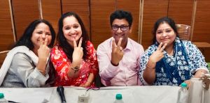 स्&zwj;वरांजलि बनी महाराष्ट्र मंडल के अंताक्षरी स्&zwj;पर्धा की विजेता