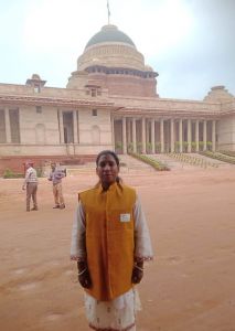 राष्ट्रपति भवन में आयोजित एट होम रिसेप्शन में शामिल हुई बगीचा की सुमन तिर्की राष्ट्रपति भवन में आयोजित एट होम रिसेप्शन में शामिल हुई बगीचा की सुमन तिर्की