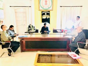 खरीफ फसल सिंचाई हेतु पानी वितरण पर संभागायुक्त ने की बैठक खरीफ फसल सिंचाई हेतु पानी वितरण पर संभागायुक्त ने की बैठक