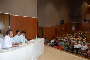 कलेक्टर की अध्यक्षता में हुई स्कूल शिक्षा विभाग की समीक्षा बैठक कलेक्टर की अध्यक्षता में हुई स्कूल शिक्षा विभाग की समीक्षा बैठक