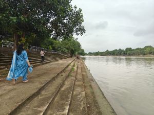 महापौर के निर्देश पर निगम टीम ने महादेवघाट की लगातार सफाई करवाकर स्वच्छता कायम की महापौर के निर्देश पर निगम टीम ने महादेवघाट की लगातार सफाई करवाकर स्वच्छता कायम की