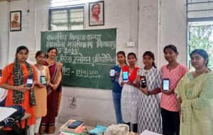  छत्तीसगढ़ रजत महोत्सव के तहत तिरंगा स्लोगन प्रतियोगिता का हुआ आयोजन