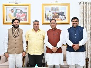  मुख्यमंत्री ने गजेंद्र यादव, गुरु खुशवंत साहेब एवं राजेश अग्रवाल को दी शुभकामनाएँ