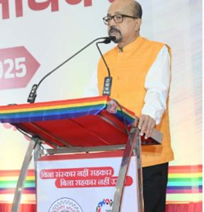 सहकार से समृद्धि के मंत्र के साथ आगे बढ़े - राज्यपाल श्री डेका सहकार से समृद्धि के मंत्र के साथ आगे बढ़े - राज्यपाल श्री डेका