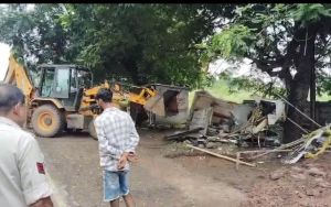 चकरभांठा में अवैध अतिक्रमण के खिलाफ बड़ी कार्रवाई चकरभांठा में अवैध अतिक्रमण के खिलाफ बड़ी कार्रवाई