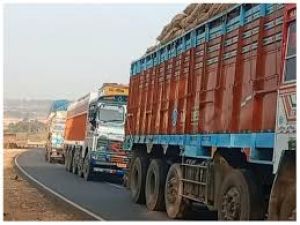  भारी एवं मध्यम मॉल वाहक वाहनों के दुर्ग प्रवेश में छूट दोपहर 12 बजे से अपरान्ह  2 बजे तक