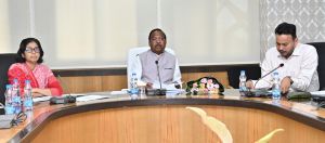 स्टेट व नेशनल हाइवे में घूमंतु पशुओं की सुरक्षा एवं दुर्घटनाओं में घायलों के उपचार के लिए व्यवस्था सुदृढ़ की जाए: नेताम