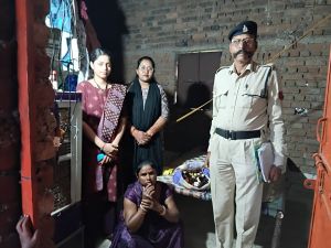  रायपुर आबकारी टीम द्वारा वाहन सहित 47 बल्क लीटर अवैध मदिरा  जब्त 