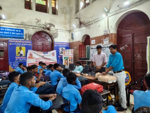 प्रोजेक्ट सुरक्षा के तहत सीपीआर व प्राथमिक उपचार प्रशिक्षण प्रोजेक्ट सुरक्षा के तहत सीपीआर व प्राथमिक उपचार प्रशिक्षण