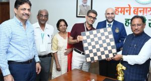  मुख्यमंत्री श्री साय से ग्रैंडमास्टर प्रवीण महादेव थिप्से ने की सौजन्य भेंट