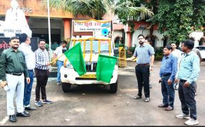 कलेक्टर श्री लंगेह ने किया सूर्य रथ का शुभारंभ कलेक्टर श्री लंगेह ने किया सूर्य रथ का शुभारंभ