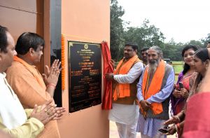  मुख्यमंत्री ने गुरूर विकासखण्ड के ग्राम कर्रेझर में नवनिर्मित भव्य महतारी सदन का किया वर्चुअल लोकार्पण