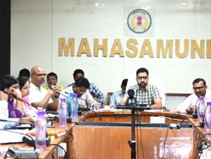 कलेक्टर ने ली साप्ताहिक समय सीमा की बैठक