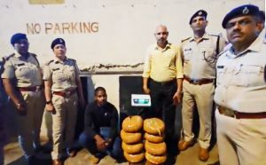 16.4 किलो गांजा जब्त, एक आरोपी गिरफ्तार