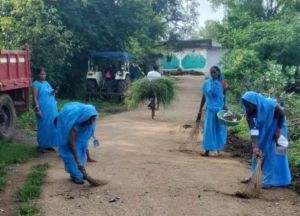  राष्ट्रपिता महात्मा गांधी जयंती पर ग्रामों में चलाया गया स्वच्छता अभियान