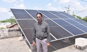 गिरधर देवांगन का घर बना मिनी पावरहाऊस गिरधर देवांगन का घर बना मिनी पावरहाऊस