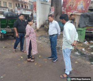 नगर निगम जोन 4 के वार्डो में 57 में से 13 सफाई कर्मचारी बिना सूचना अनुपस्थित मिले नगर निगम जोन 4 के वार्डो में 57 में से 13 सफाई कर्मचारी बिना सूचना अनुपस्थित मिले