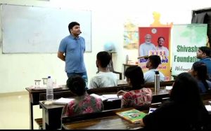 "प्रोजेक्ट अनुभव" के अंतर्गत विद्यार्थियों को मिल रहा प्रशासनिक अनुभव का लाभ "प्रोजेक्ट अनुभव" के अंतर्गत विद्यार्थियों को मिल रहा प्रशासनिक अनुभव का लाभ