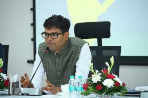 राज्य कर विभाग की समीक्षा बैठक में शामिल हुए वित्त मंत्री ओ.पी. चौधरी राज्य कर विभाग की समीक्षा बैठक में शामिल हुए वित्त मंत्री ओ.पी. चौधरी