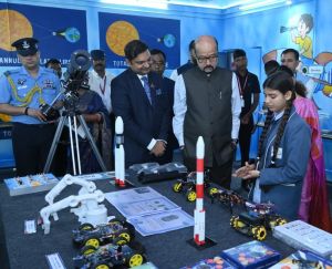 राज्यपाल के हाथों कोरिया में हुआ सम्भाग के पहले स्पेस एजुकेशन लैब का लोकार्पण राज्यपाल के हाथों कोरिया में हुआ सम्भाग के पहले स्पेस एजुकेशन लैब का लोकार्पण