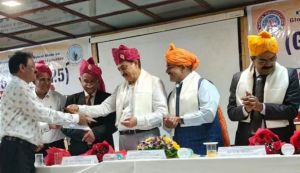 डॉ. एस. के. वर्मा को लाइफ टाइम अचीवमेंट अवॉर्ड से सम्मानित किया गया डॉ. एस. के. वर्मा को लाइफ टाइम अचीवमेंट अवॉर्ड से सम्मानित किया गया