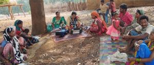  बैंक सखी बालेश्वरी गांव-गांव में पहुंचा रहीं हैं बैंकिंग सुविधाएं