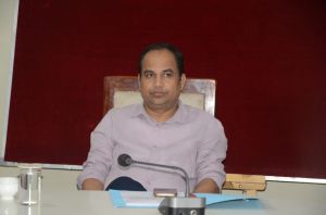  कलेक्टर ने की प्रधानमंत्री सूर्यघर मुफ्त बिजली योजना की प्रगति की समीक्षा