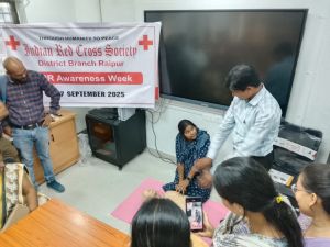 प्रोजेक्ट सुरक्षा के तहत शासकीय कर्मचारियों को मिला जीवनरक्षक प्रशिक्षण