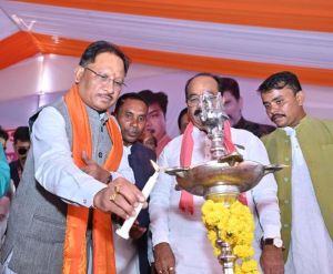 मुख्यमंत्री विष्णुदेव साय सर्व पिछड़ा वर्ग समाज के स्थापना दिवस में हुए शामिल मुख्यमंत्री विष्णुदेव साय सर्व पिछड़ा वर्ग समाज के स्थापना दिवस में हुए शामिल