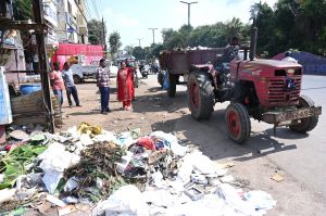 महापौर मीनल चौबे ने दीपावली पश्चात सफाई व्यवस्था का किया औचक निरीक्षण