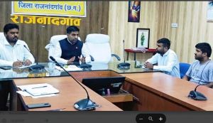  कोई भी पात्र परिवार प्रधानमंत्री उज्ज्वला योजना के लाभ से वंचित न हो : कलेक्टर