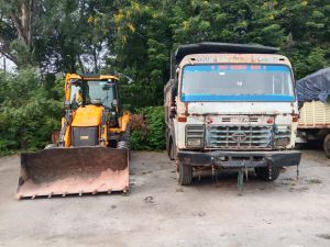  खनिजों काअवैध खनन व परिवहन करते 08 वाहन जब्त