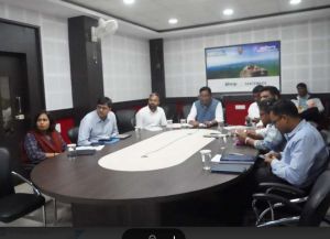  बस्तर ओलंपिक : मुख्य सचिव ने  संभागायुक्त, कलेक्टरों की ली  बैठक