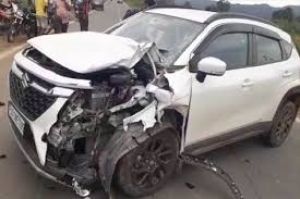  रायगढ़ में तेज रफ्तार कार की टक्कर से तीन लोगों की मौत