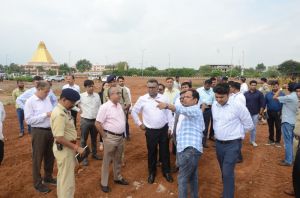 सूर्यकिरण एयरोबेटिक शो को लेकर नवा रायपुर में तैयारियां जोरो पर सूर्यकिरण एयरोबेटिक शो को लेकर नवा रायपुर में तैयारियां जोरो पर