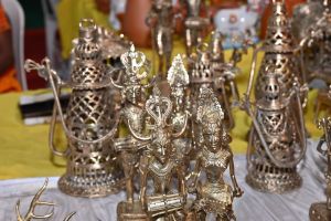 शिल्पग्राम में झलकी छत्तीसगढ़ की परंपरा और रचनात्मकता शिल्पग्राम में झलकी छत्तीसगढ़ की परंपरा और रचनात्मकता