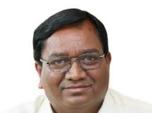 कमिश्नर बस्तर डोमन सिंह ने लोहण्डीगुड़ा में एसडीएम कार्यालय-तहसील सहित अन्य कार्यालयों का किया आकस्मिक निरीक्षण कमिश्नर बस्तर डोमन सिंह ने लोहण्डीगुड़ा में एसडीएम कार्यालय-तहसील सहित अन्य कार्यालयों का किया आकस्मिक निरीक्षण