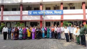 भिलाई निगम से मुख्यमंत्री तीर्थ दर्शन योजना के 42 हितग्राहियों को किया गया रवाना