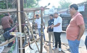 आयुक्त के निर्देश पर अवैध कब्जा पर बेदखली कार्यवाही की गई आयुक्त के निर्देश पर अवैध कब्जा पर बेदखली कार्यवाही की गई