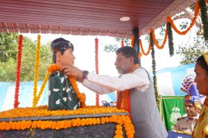  भाजपा प्रदेश अध्यक्ष देव ने शहीद देवेन्द्र कुमार सेठिया की प्रतिमा का अनावरण किया