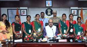  राज्यपाल  ने विद्यार्थियों और लखपति दीदियों को किया सम्मानित