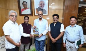  राज्यपाल डेका से राज्य अनुसूचित जनजाति आयोग के अध्यक्ष मंडावी ने सौजन्य मुलाकात की