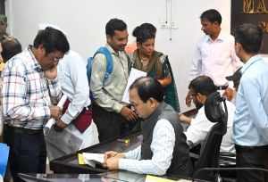 साप्ताहिक जनदर्शन: कलेक्टर ने सुनी लोगों की समस्याएं साप्ताहिक जनदर्शन: कलेक्टर ने सुनी लोगों की समस्याएं