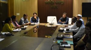  बालोद जिले में प्रधानमंत्री सूर्य घर मुफ्त बिजली योजना के कार्यों में प्रगति लाने हेतु बैठक आयोजित 