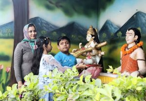 बच्चों ने मनाई संत ज्ञानेश्वर की पुण्यतिथि बच्चों ने मनाई संत ज्ञानेश्वर की पुण्यतिथि