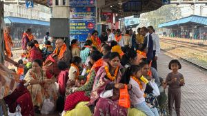 अयोध्या धाम के लिए दुर्ग से रवाना हुआ 185 श्रद्धालुओं का जत्था अयोध्या धाम के लिए दुर्ग से रवाना हुआ 185 श्रद्धालुओं का जत्था