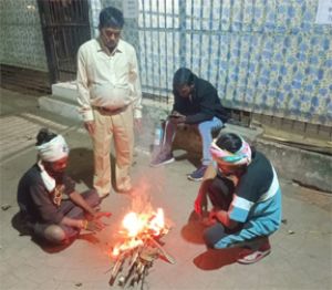  नगर निगम रायपुर नेे राजधानी में 2 दर्जन से अधिक सार्वजनिक स्थानों पर जलवाया अलाव