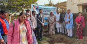  जल संरक्षण अभियान के तहत गांव-गांव में बन रहे सोक पिट