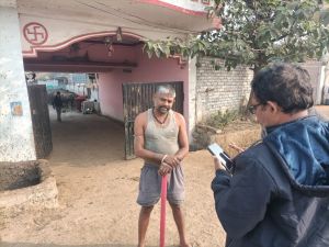 गौपालक गौरीशंकर यादव पर निगम जोन 9 ने चेतावनी देकर किया 2 हजार रूपये जुर्माना